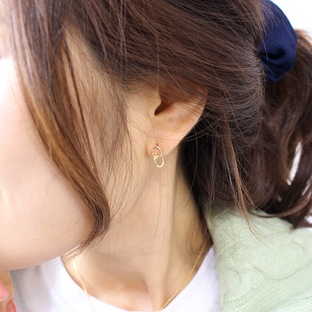 Ornement earring
